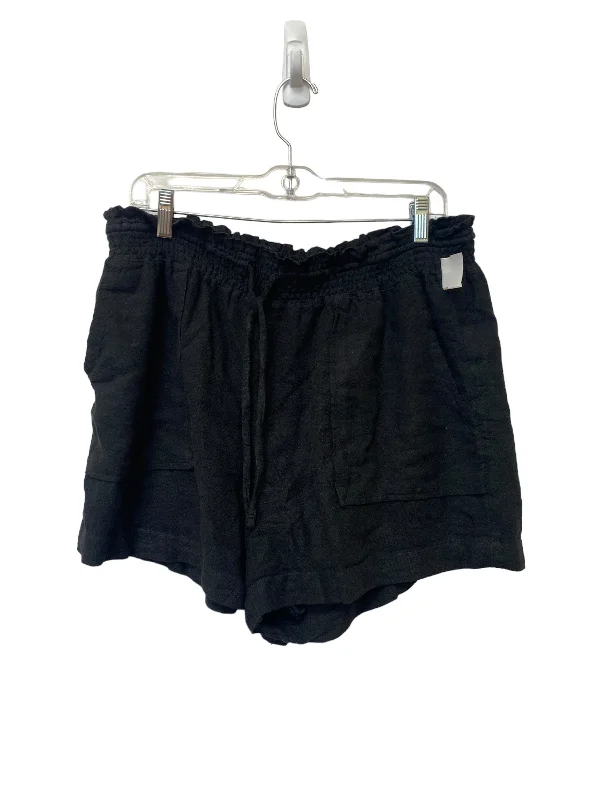 women's checkered shortsBlack Shorts Time And Tru, Size L