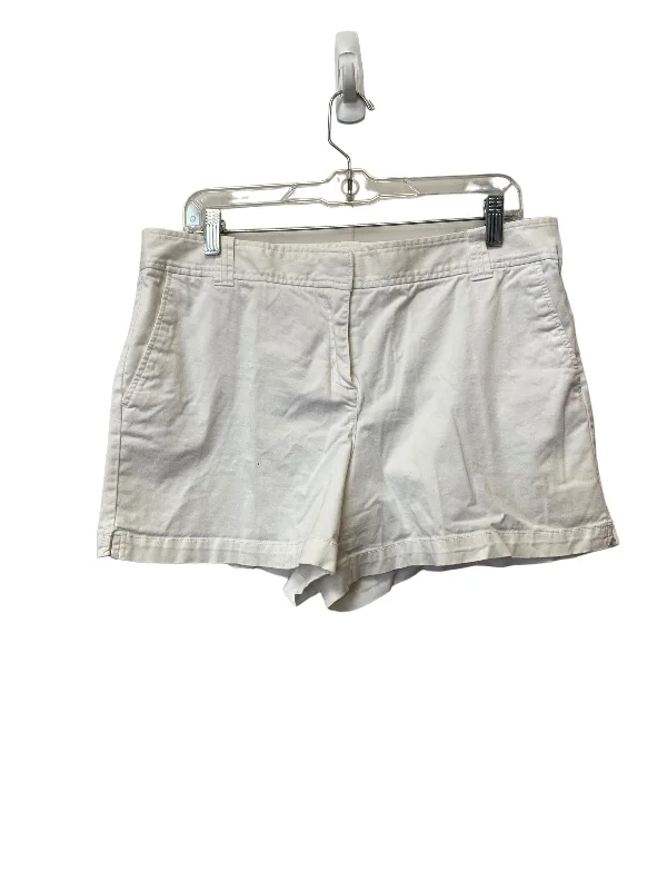 women's wool shortsWhite Shorts New York And Co, Size 12