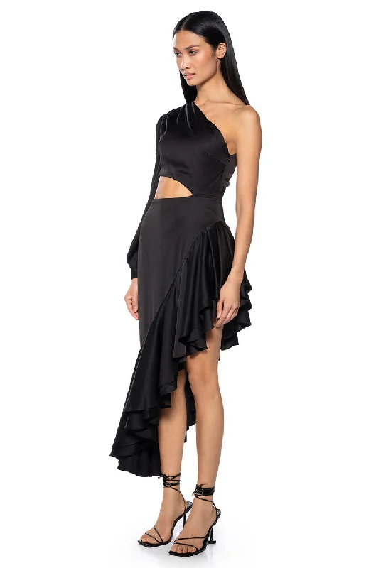 Scoop-Neck DressCHA CHA HIGH LOW CUTOUT MAXI DRESS IN BLACK