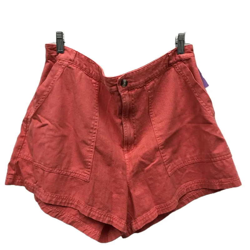 women's elegant shortsShorts By Universal Thread  Size: 16