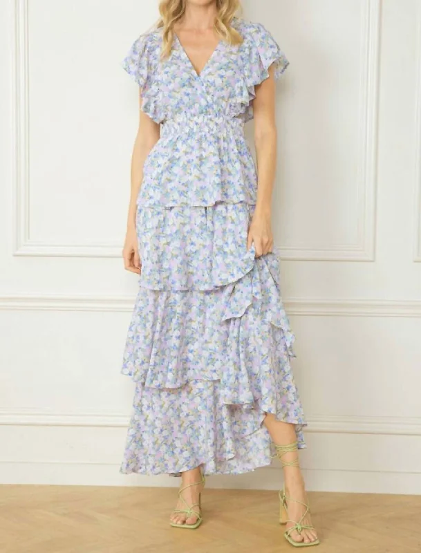 women's wrinkle-resistant dressesV-Neck Tiered Maxi Dress In Blue Floral Print