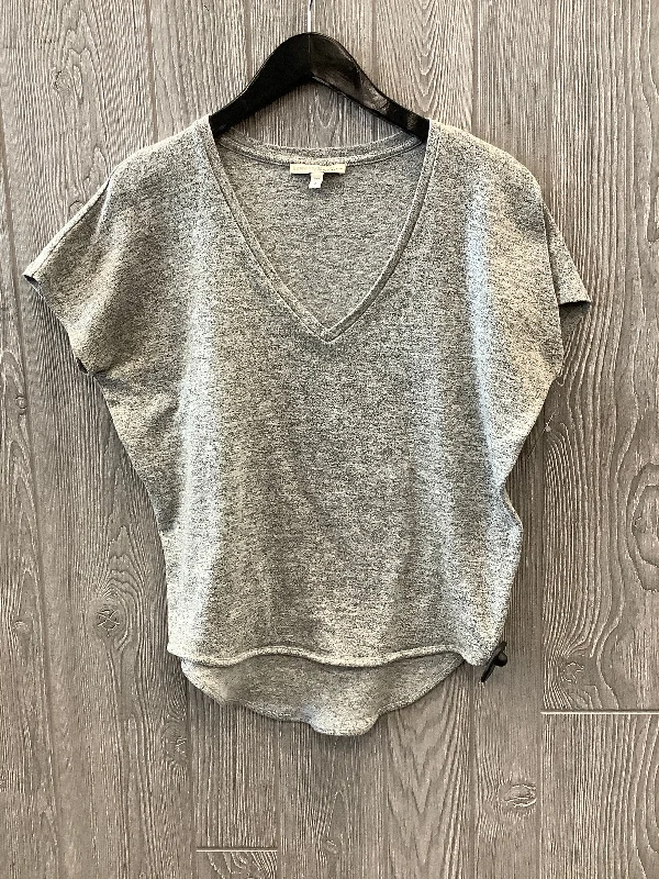 women's tops for boho-chic stylesTop Short Sleeve By Express In Grey, Size: S